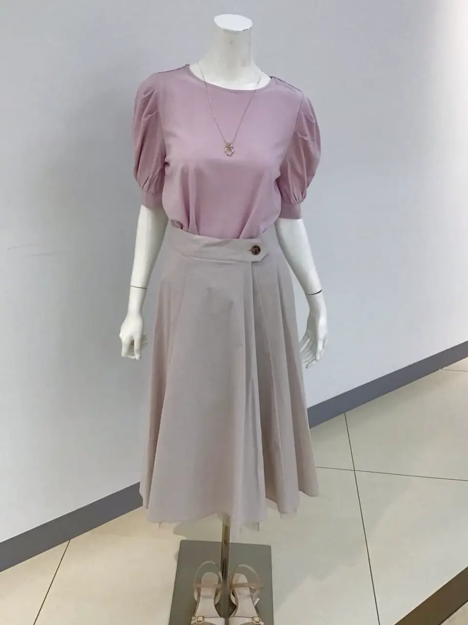 ANY SIS 本田 コーディネート画像