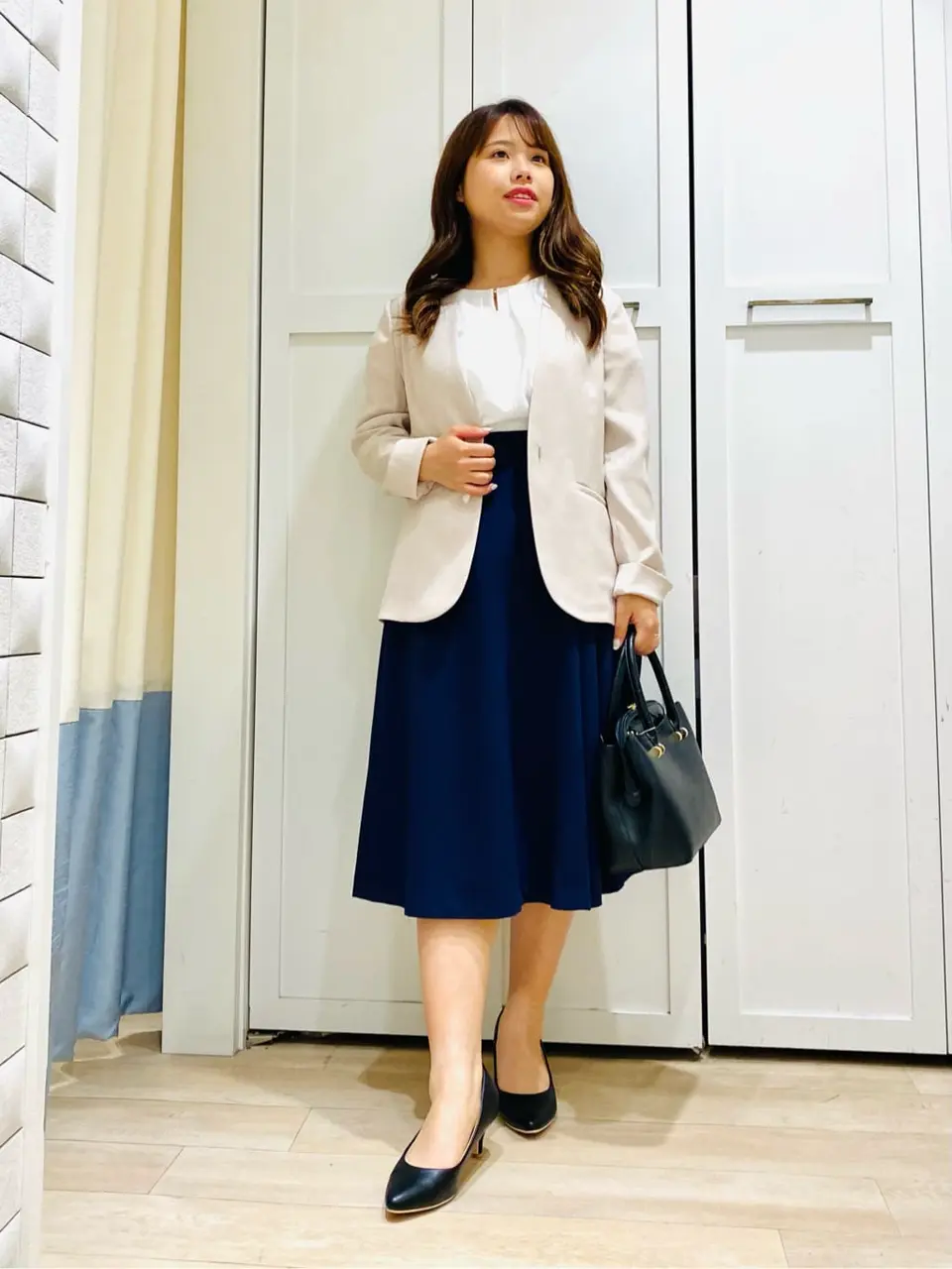 ANY SIS スタッフ コーディネート画像