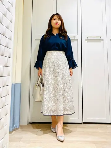 ANY SIS スタッフ コーディネート画像