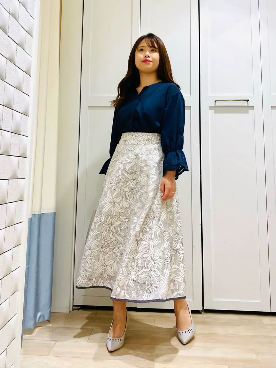 ANY SIS スタッフ コーディネート画像