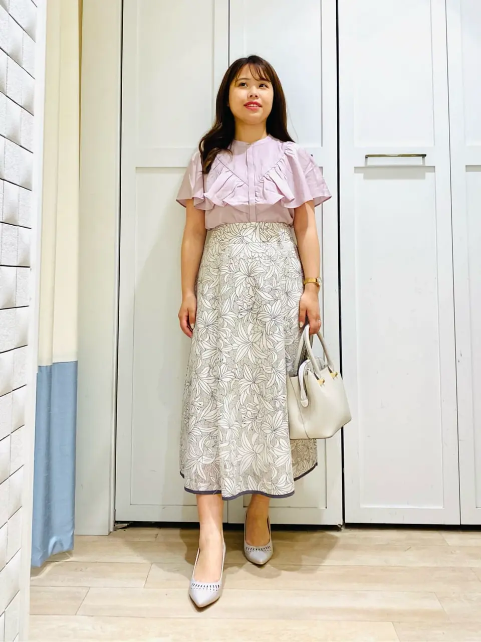 ANY SIS スタッフ コーディネート画像