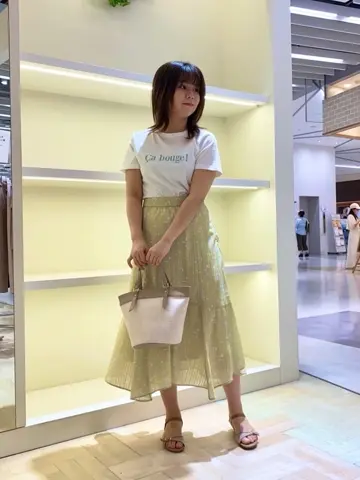 ANY SIS スタッフ コーディネート画像