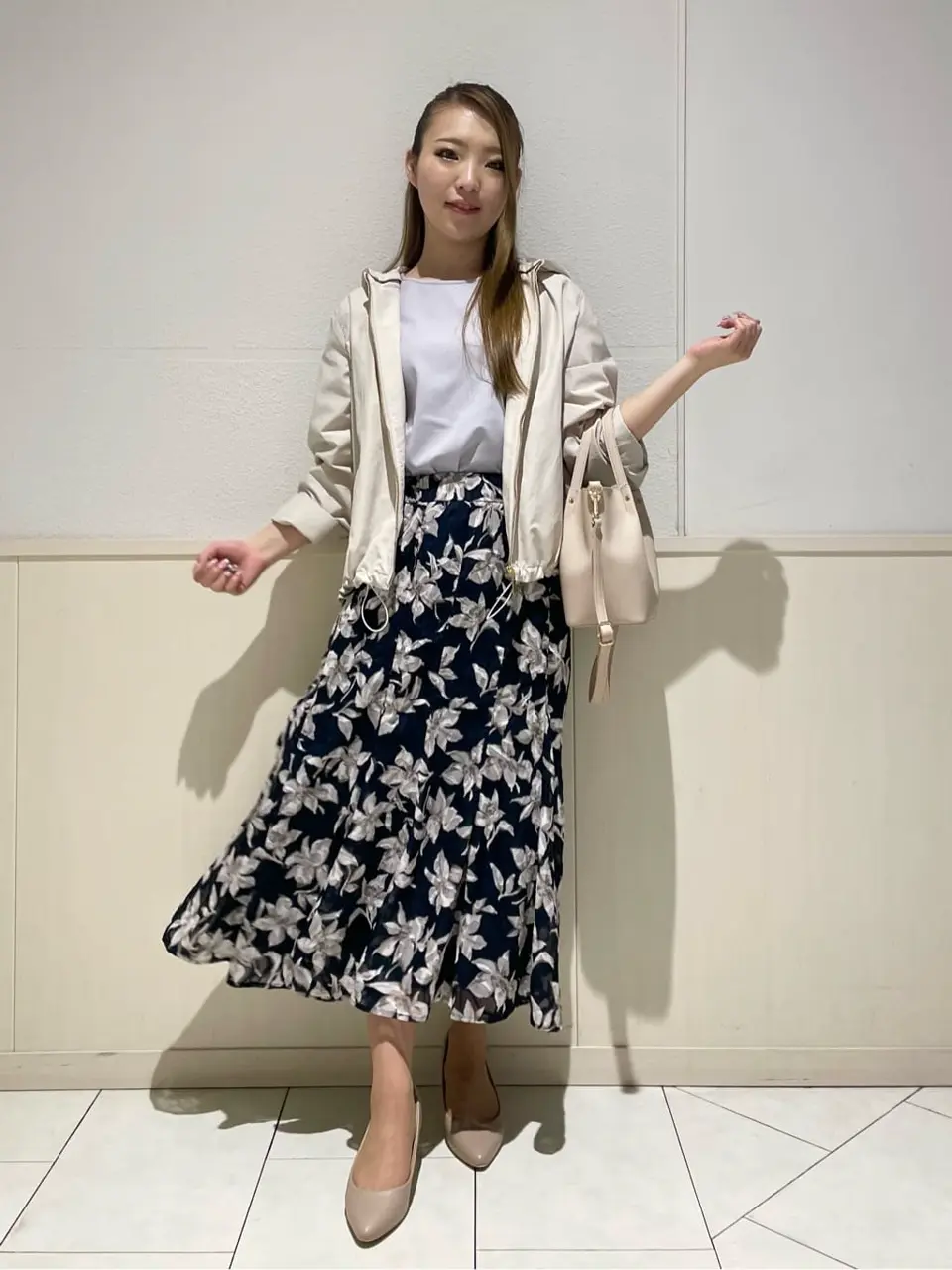 ANY SIS 土居 コーディネート画像