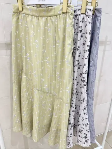 ANY SIS 今仲 コーディネート画像