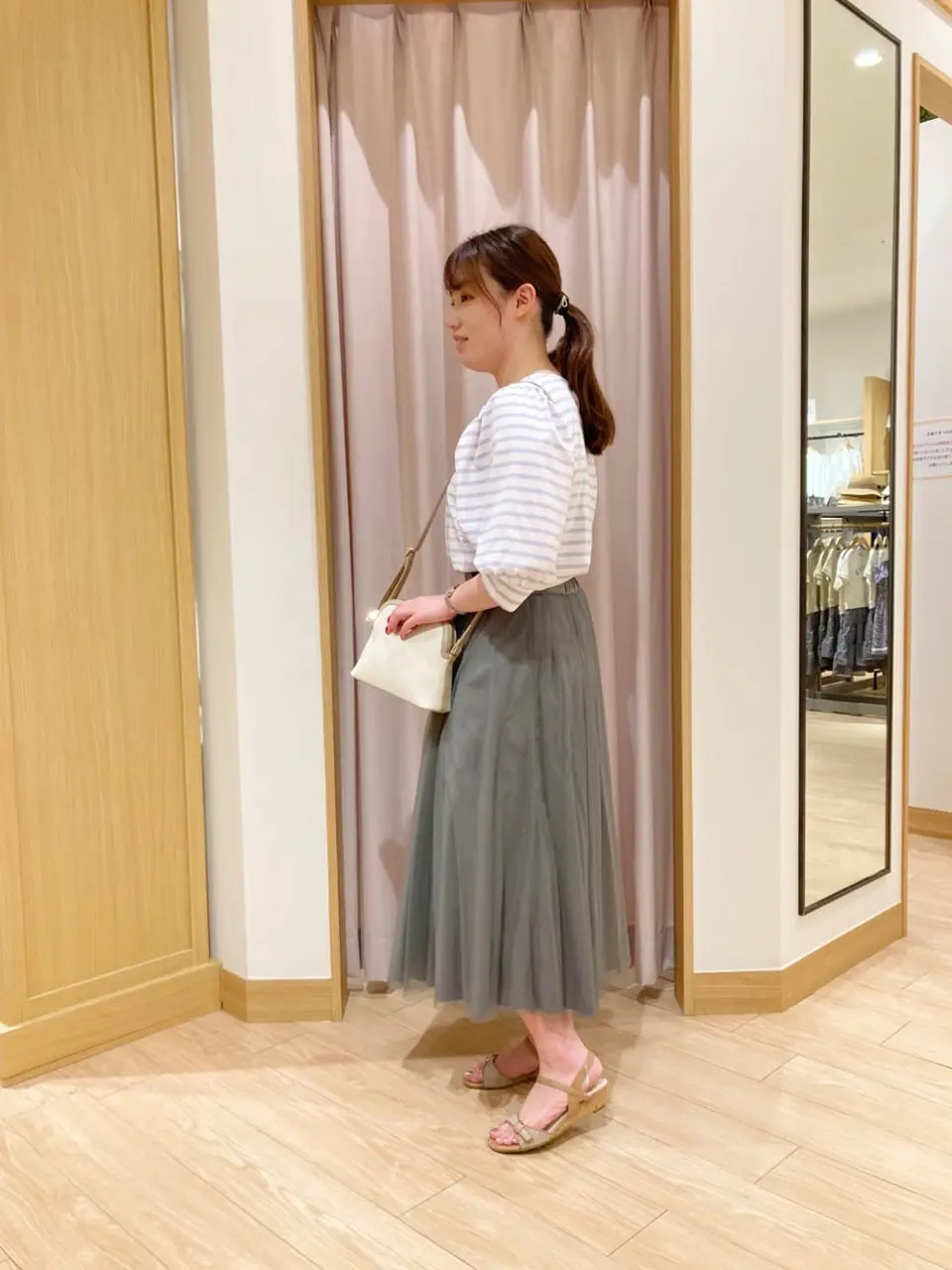 ANY SIS 濱口 コーディネート画像