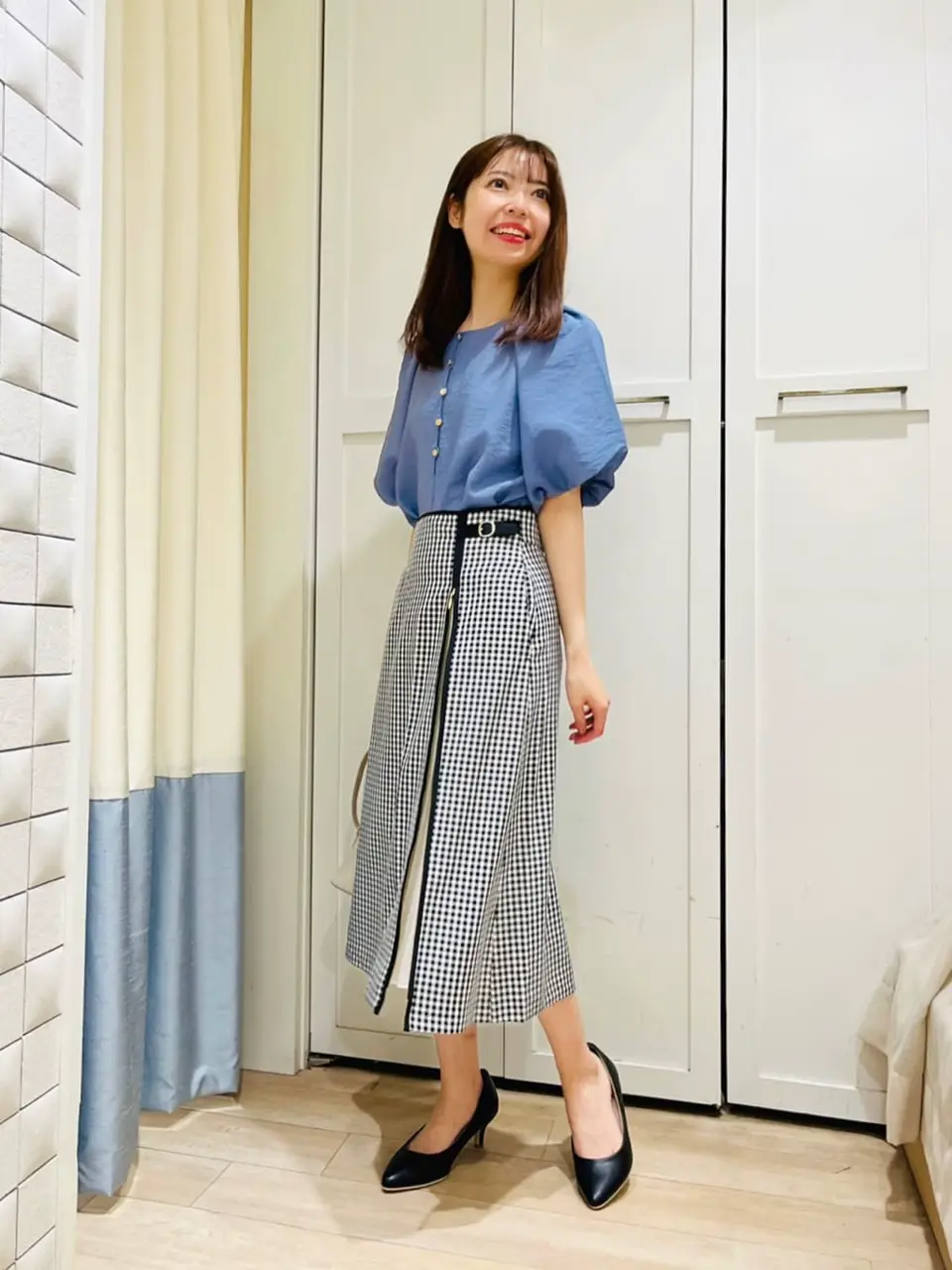 ANY SIS スタッフ コーディネート画像