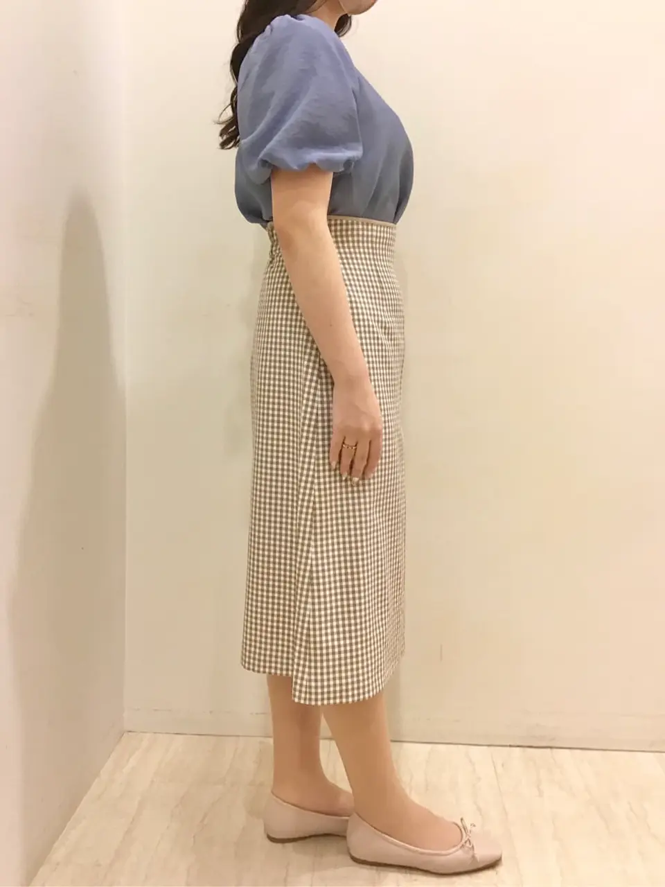 ANY SIS スタッフ コーディネート画像