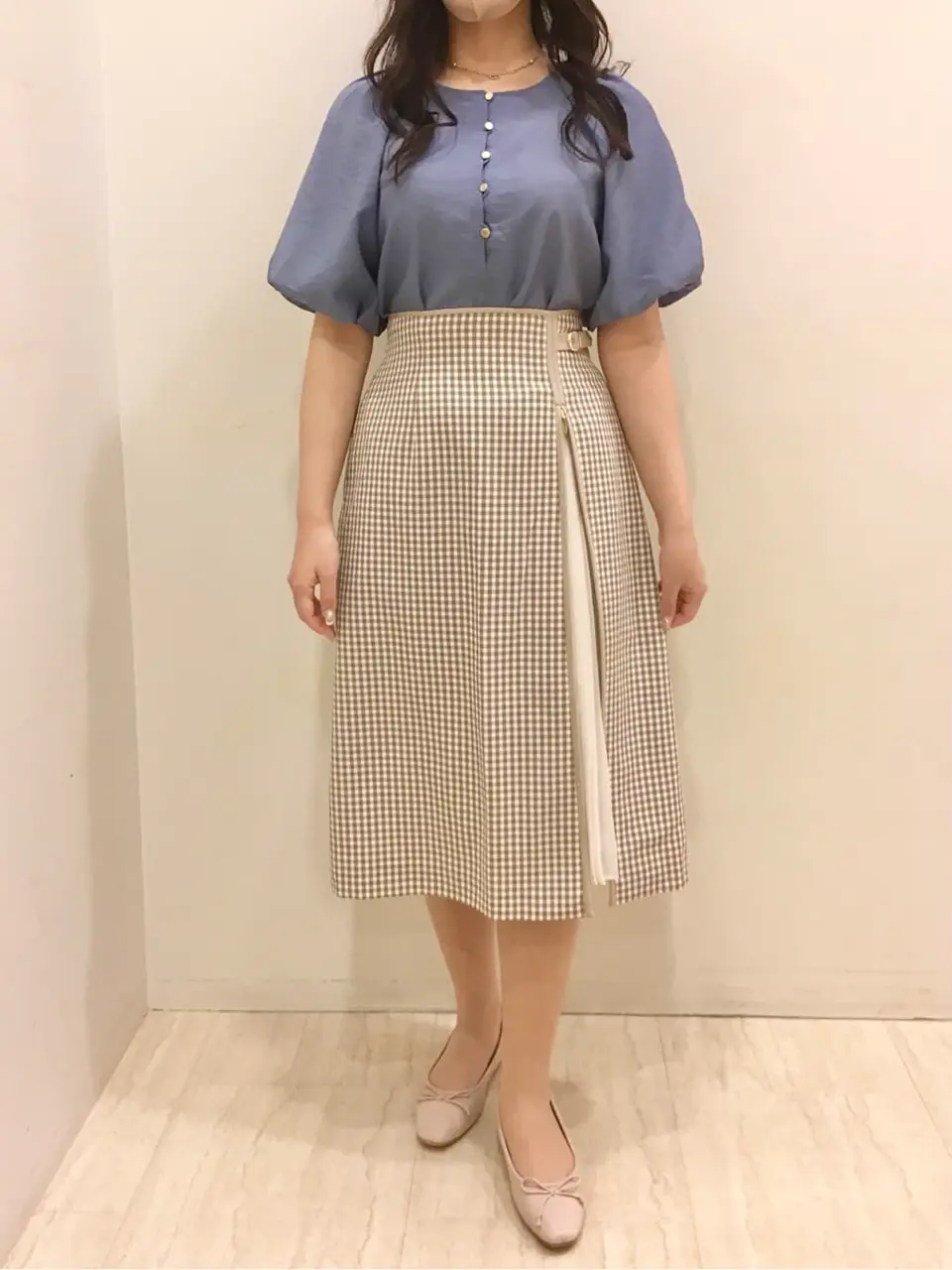 ANY SIS スタッフ コーディネート画像