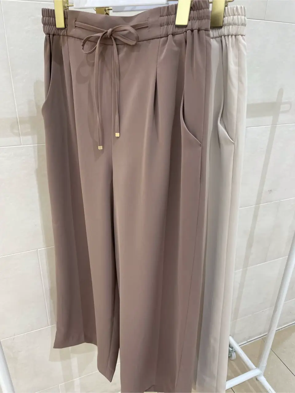 ANY SIS 髙橋 コーディネート画像