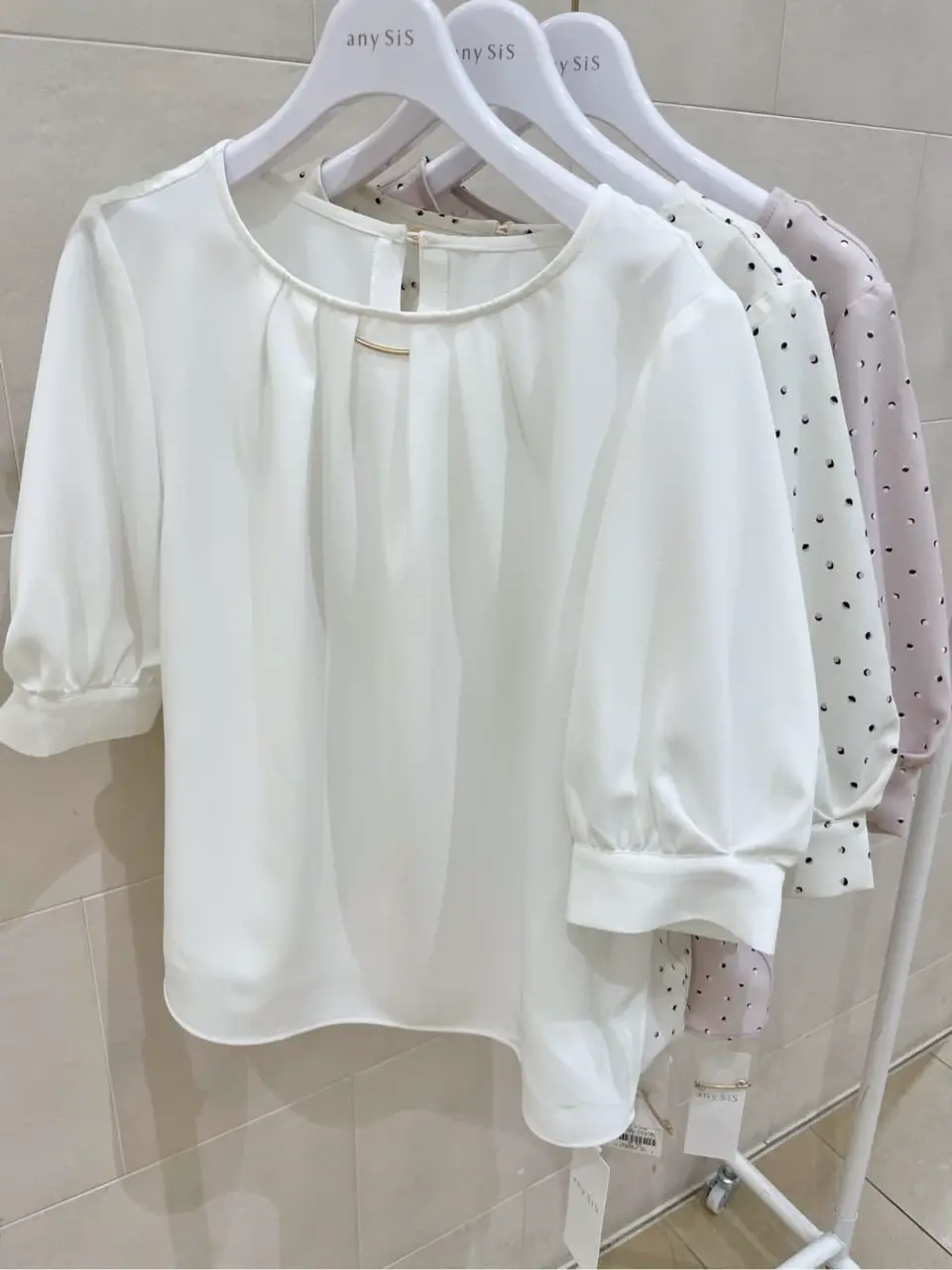 ANY SIS 髙橋 コーディネート画像