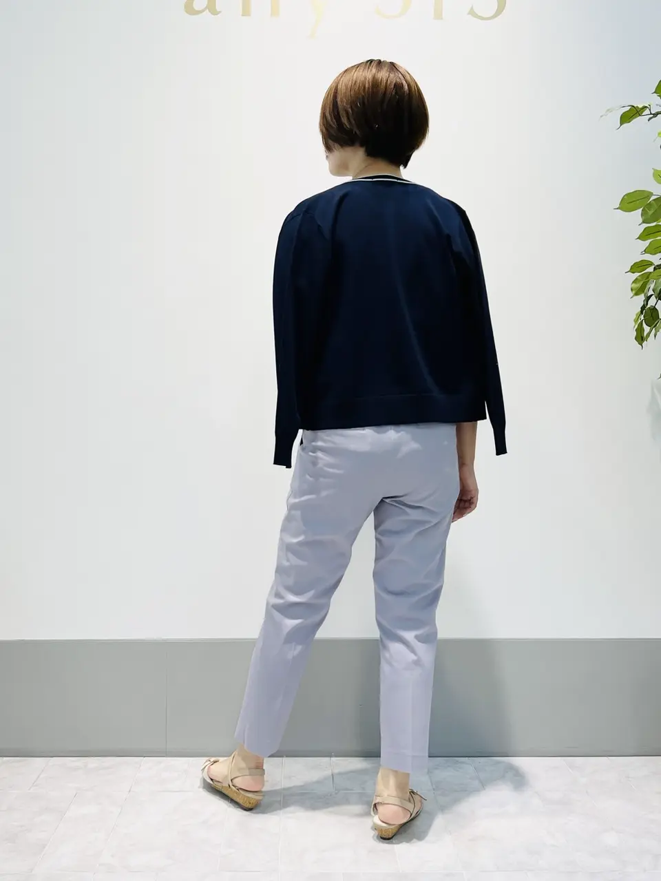 ANY SIS 岡本 コーディネート画像