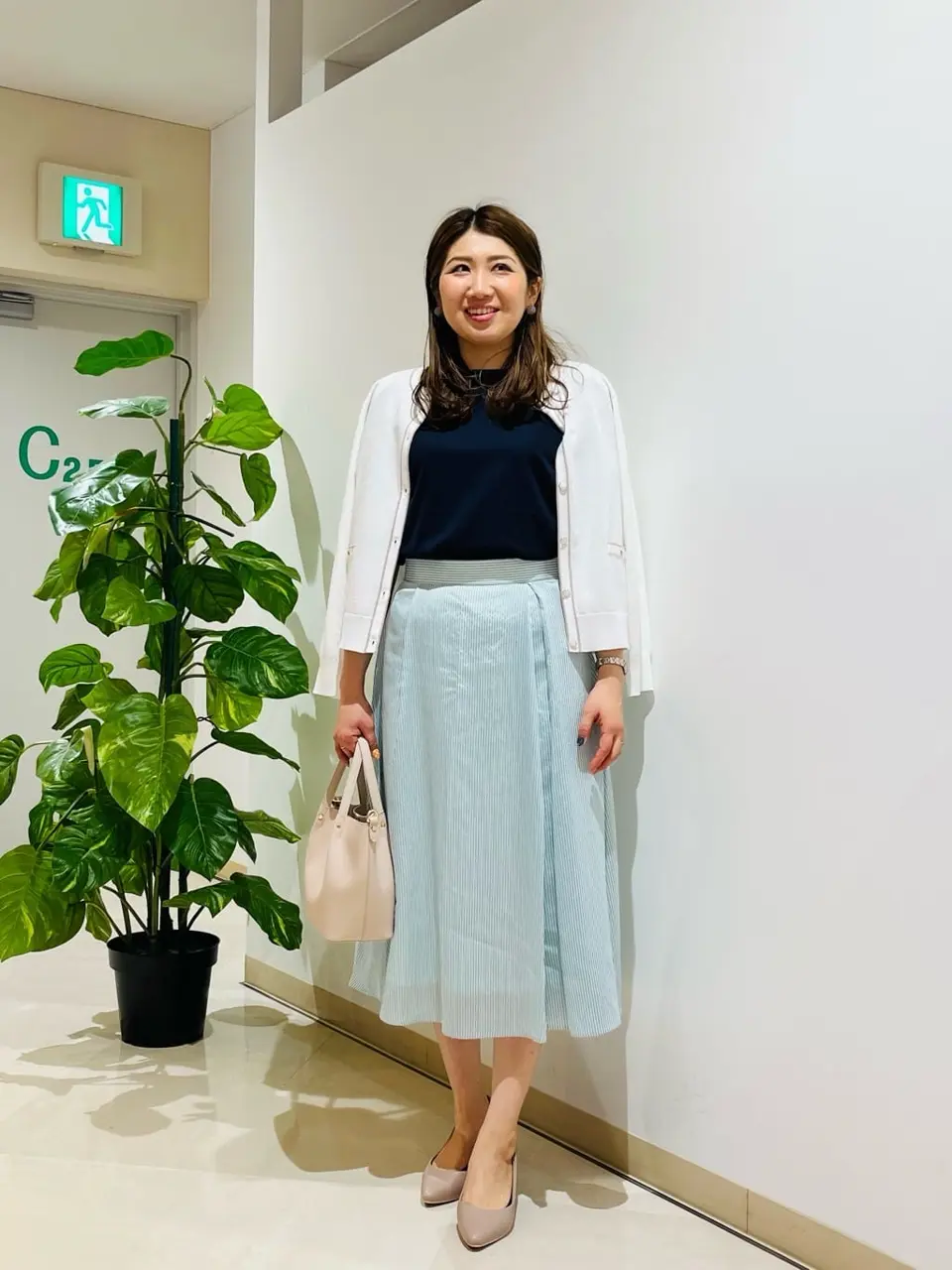 ANY SIS 石川 コーディネート画像