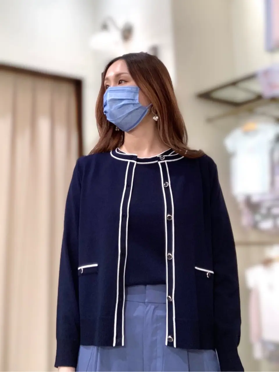 ANY SIS STAFF コーディネート画像