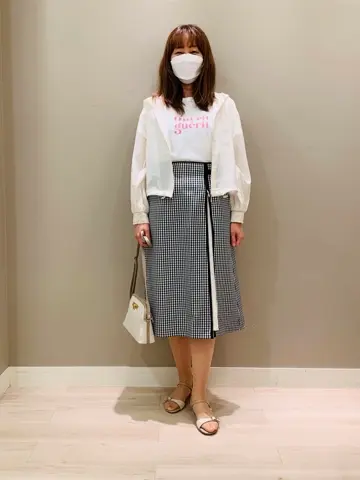 ANY SIS スタッフ コーディネート画像