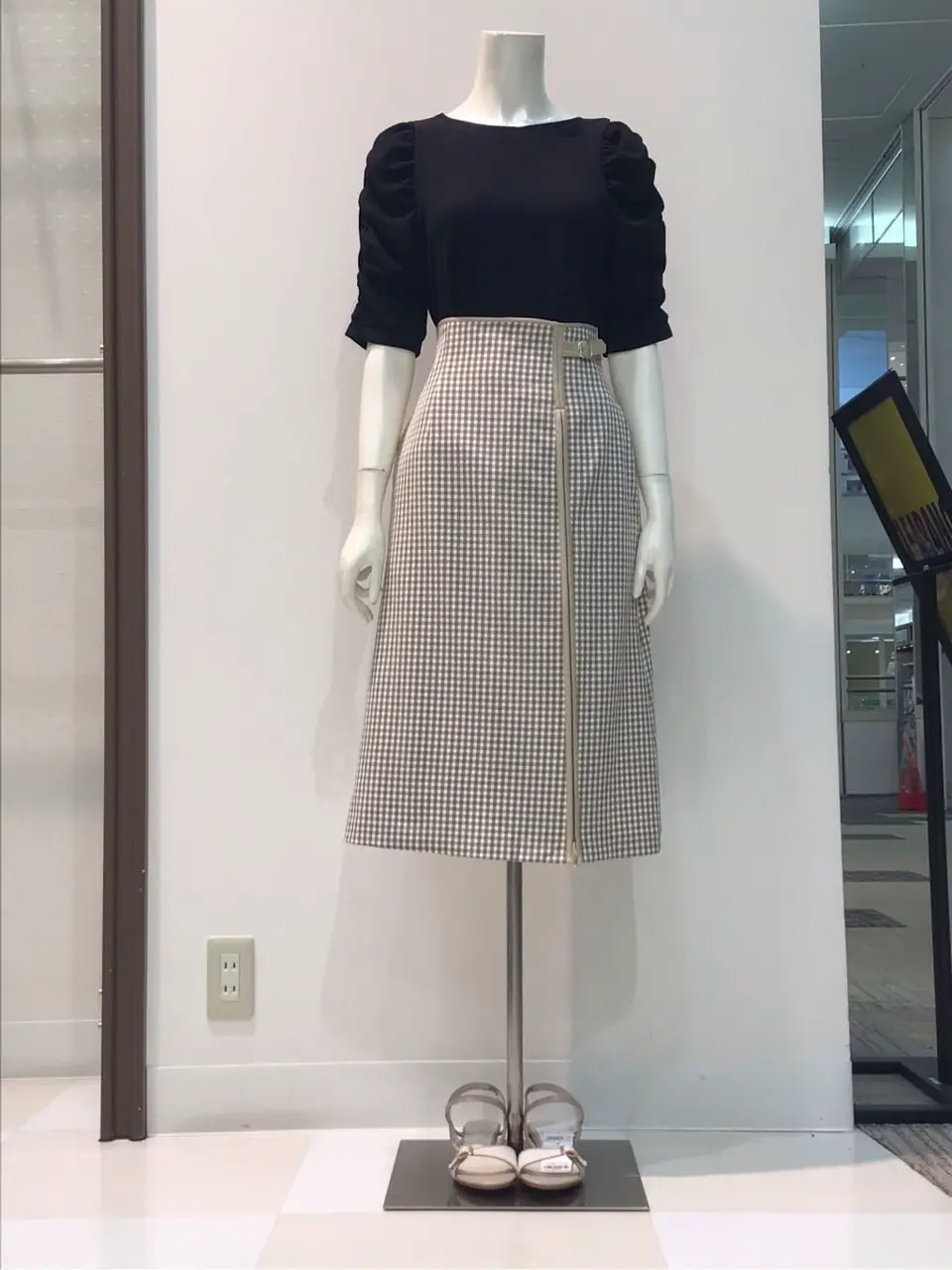 ANY SIS 布川 コーディネート画像