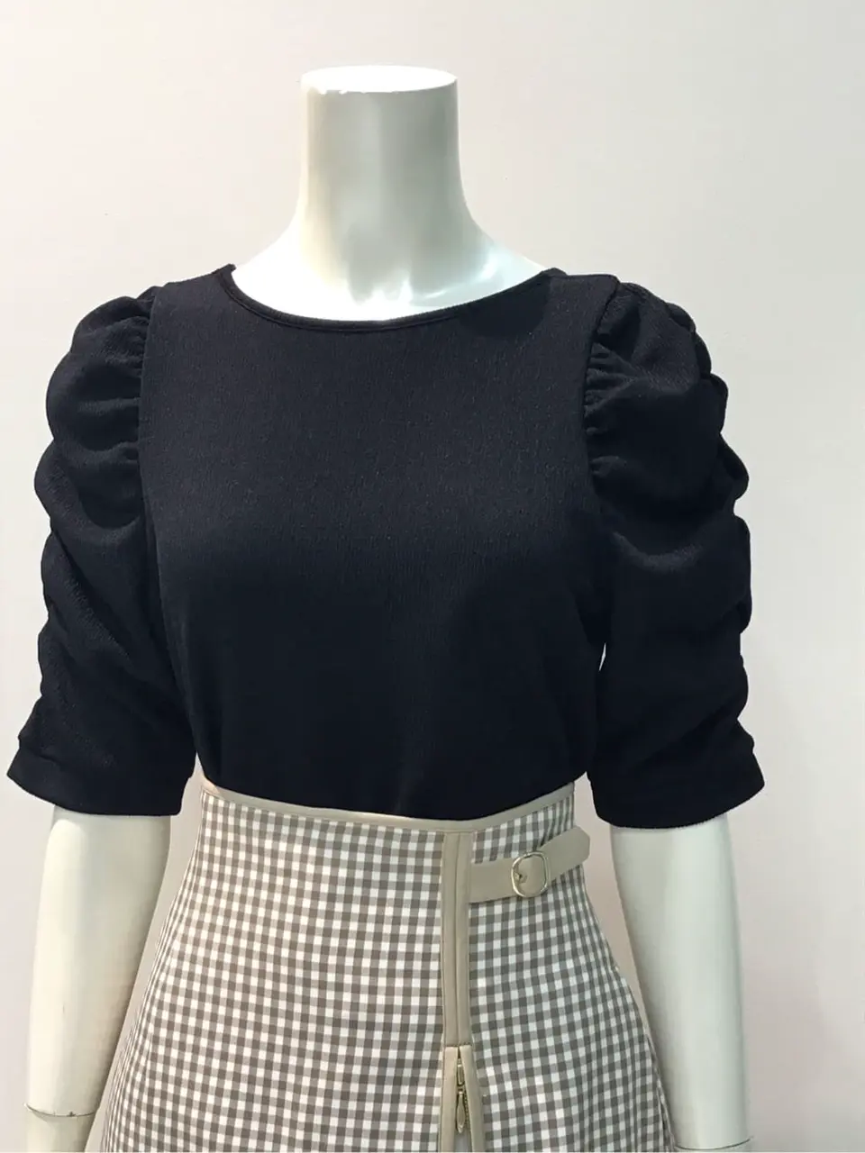 ANY SIS 布川 コーディネート画像