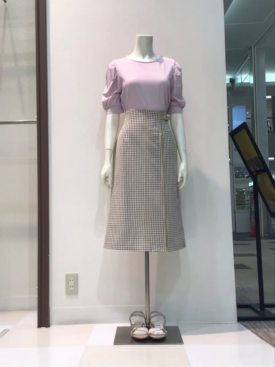 ANY SIS 布川 コーディネート画像