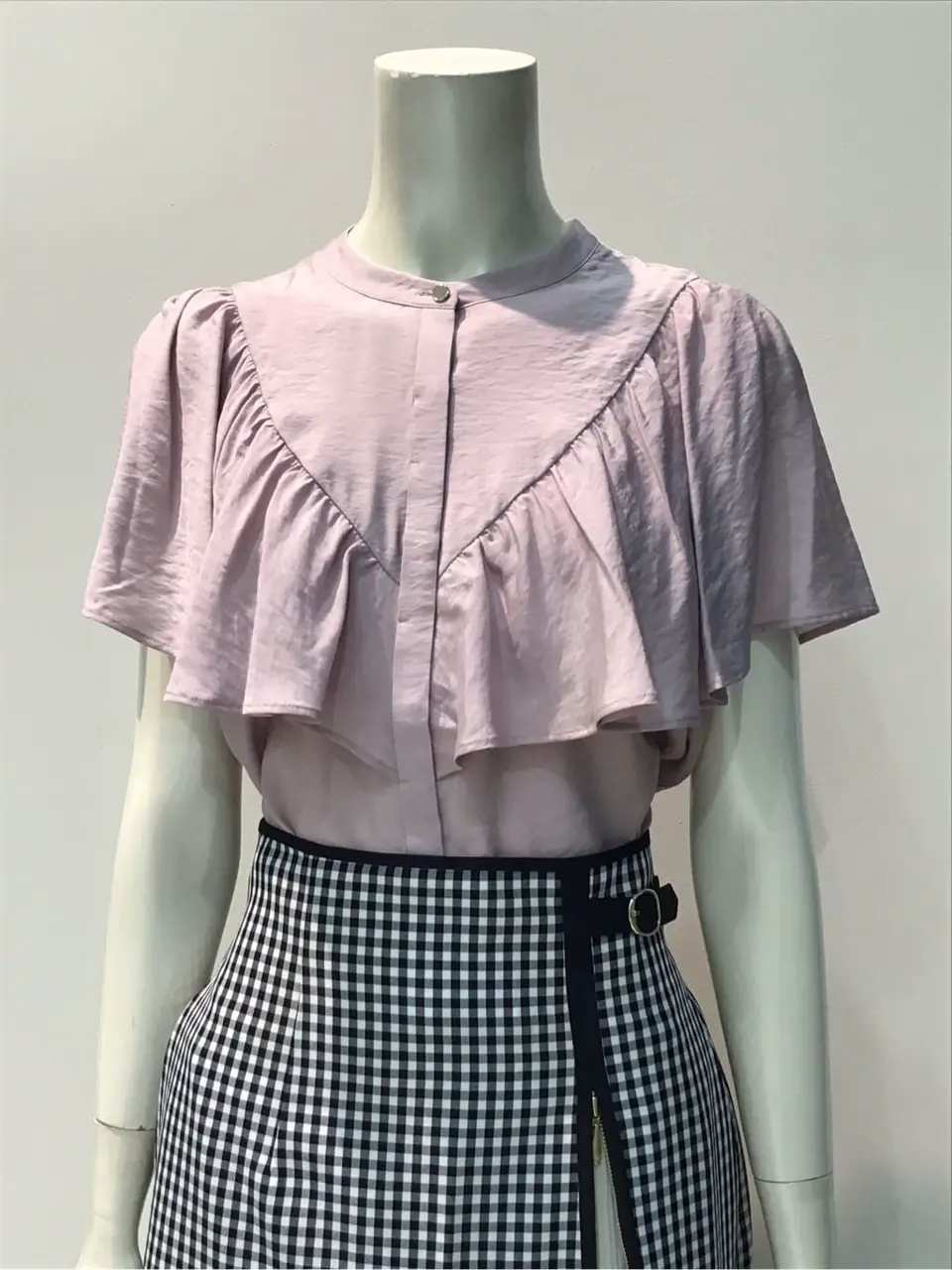 ANY SIS 布川 コーディネート画像