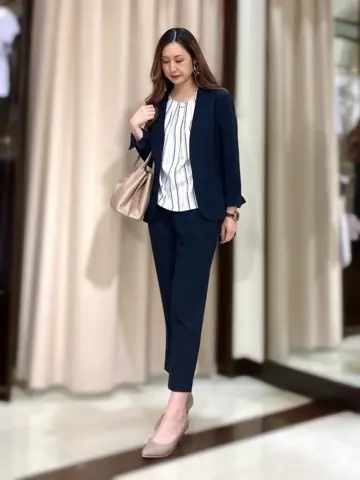 ANY SIS STAFF コーディネート画像