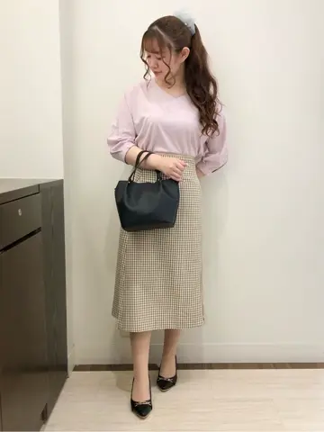 ANY SIS スタッフ コーディネート画像