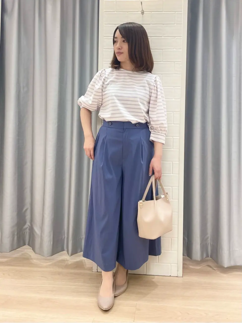 ANY SIS 丸岡 コーディネート画像