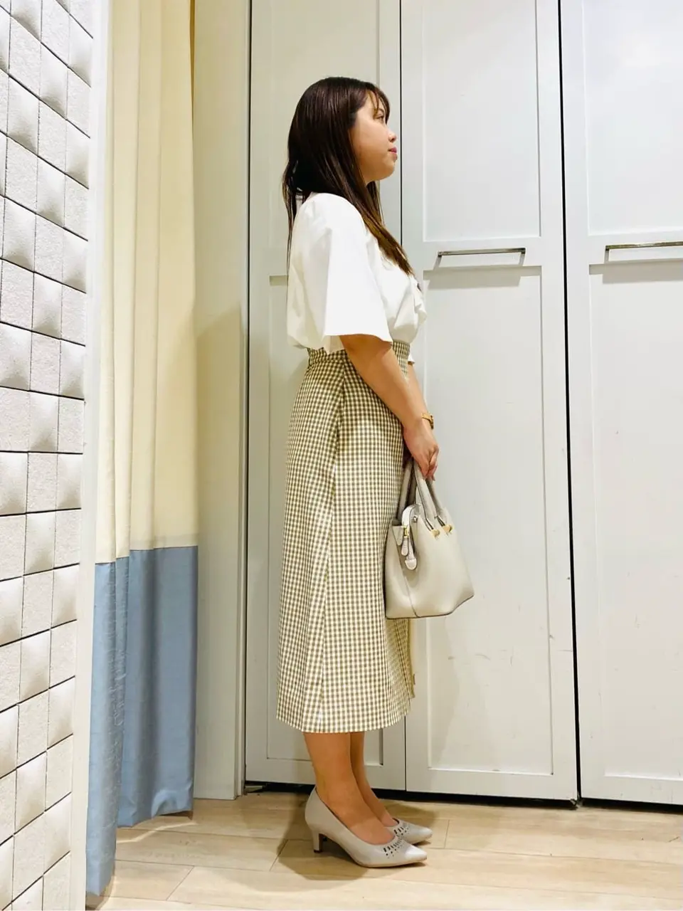 ANY SIS スタッフ コーディネート画像