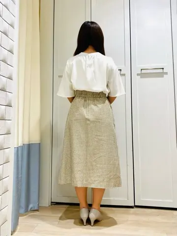 ANY SIS スタッフ コーディネート画像