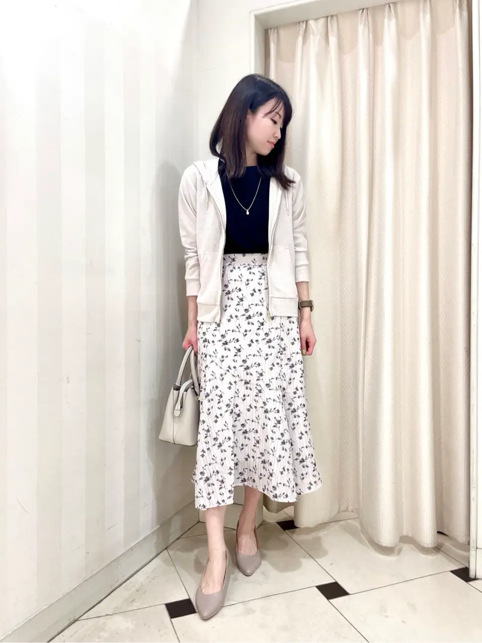 ANY SIS 金井 コーディネート画像