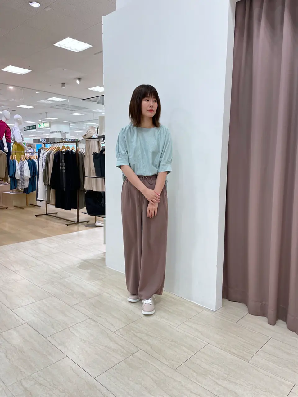  スタッフ コーディネート画像