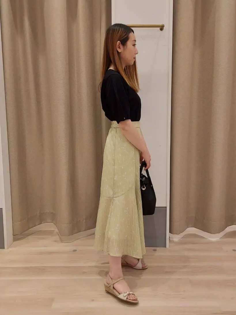 ANY SIS 齋藤 コーディネート画像