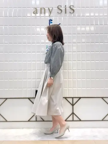 ANY SIS 中山 コーディネート画像