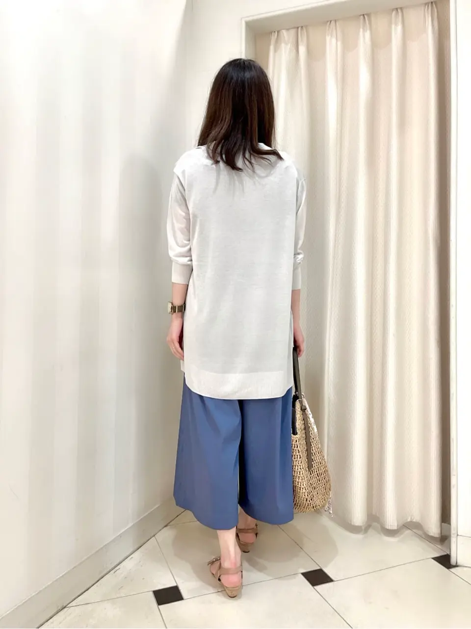 ANY SIS 金井 コーディネート画像