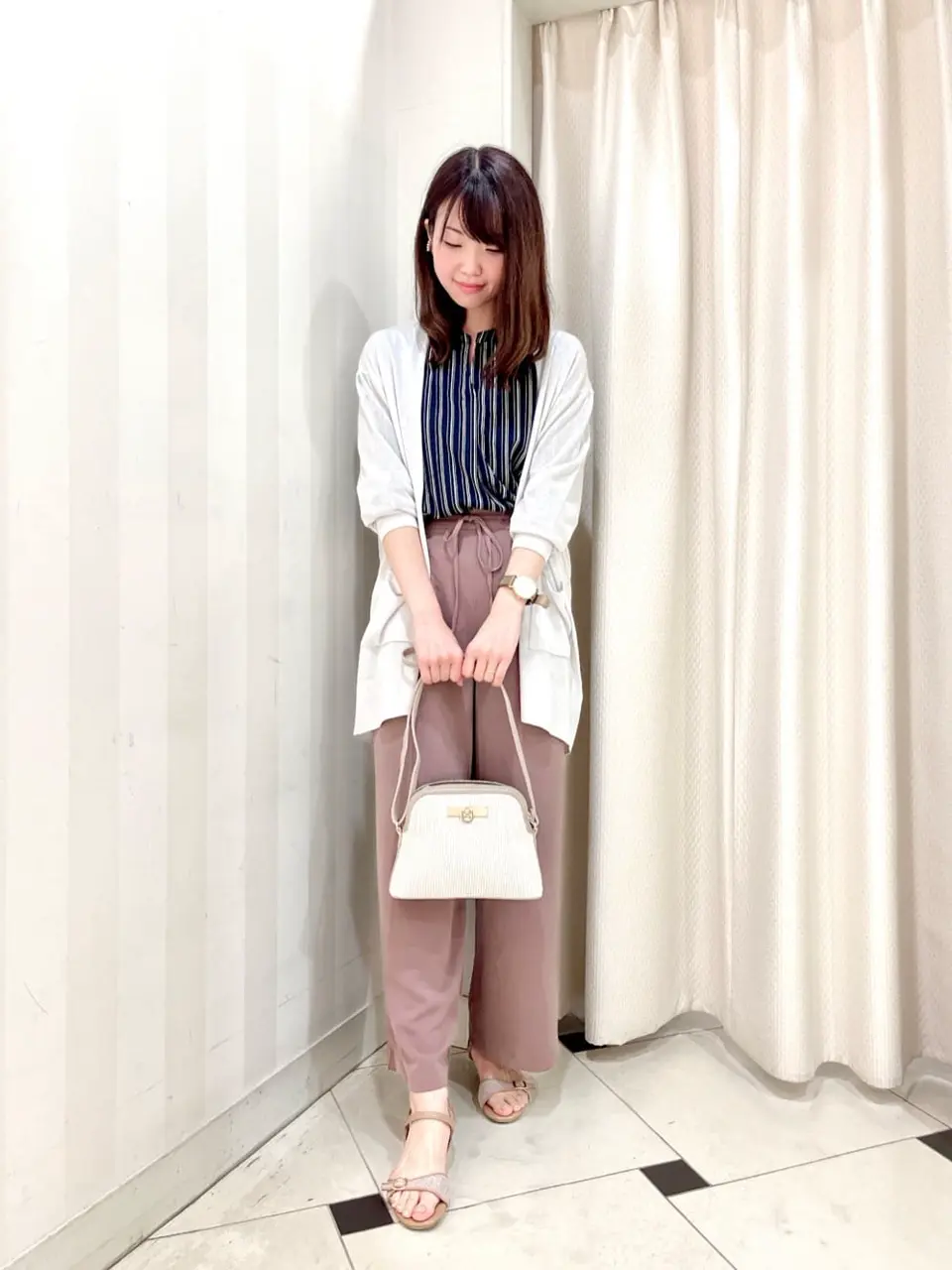 ANY SIS 金井 コーディネート画像