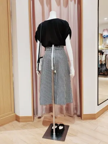 ANY SIS 岩田 コーディネート画像