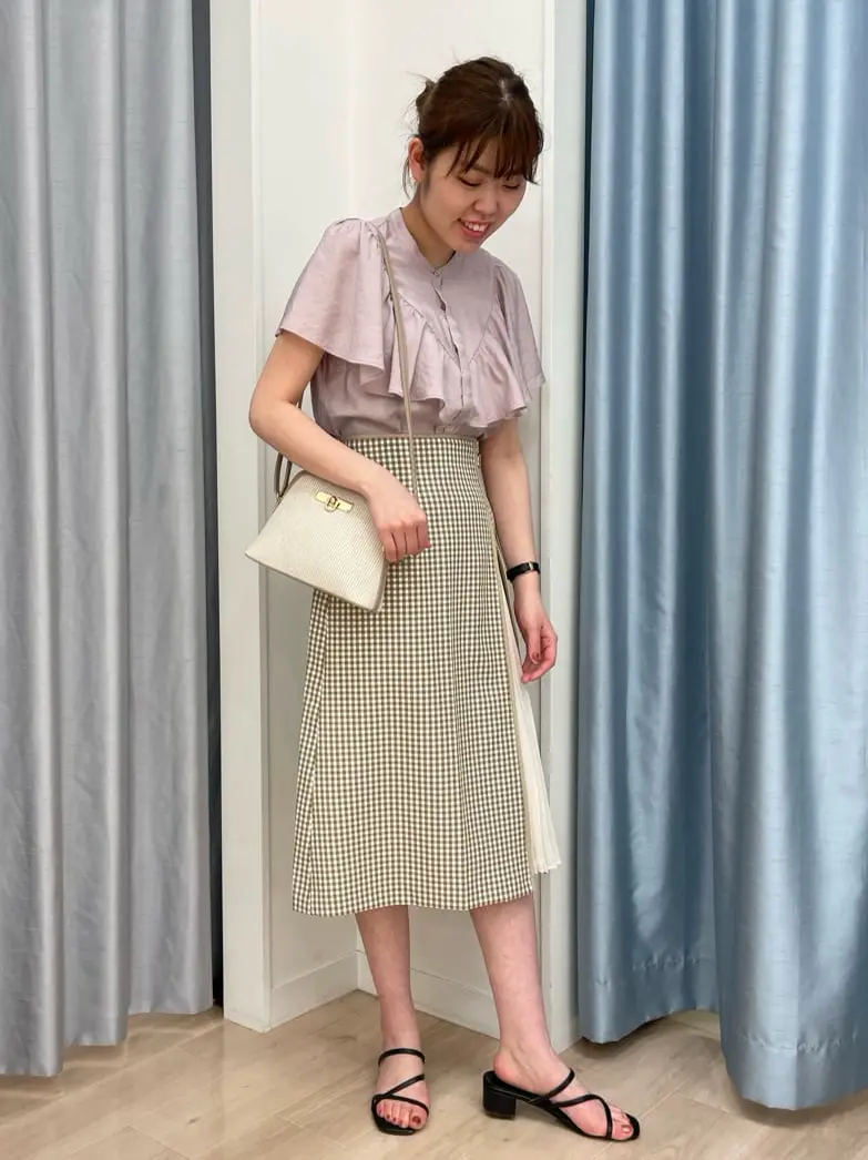 ANY SIS 古田(足立) コーディネート画像