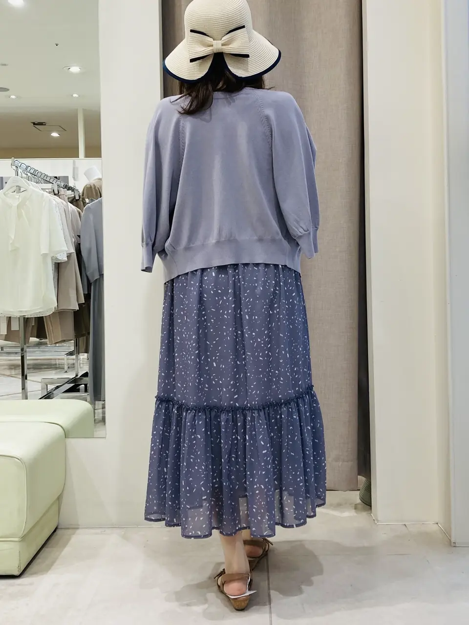 ANY SIS 川根　彩 コーディネート画像