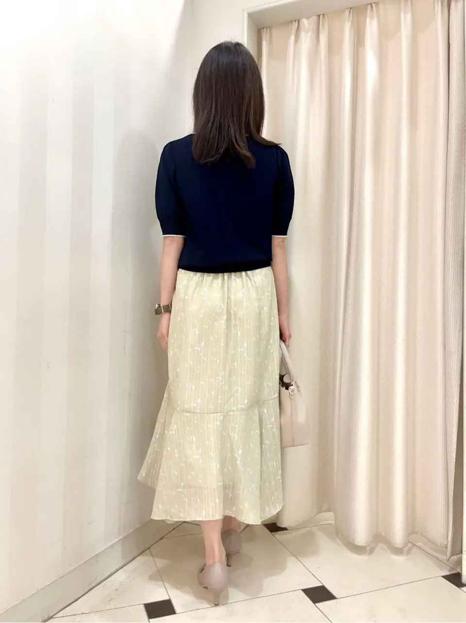 ANY SIS 金井 コーディネート画像