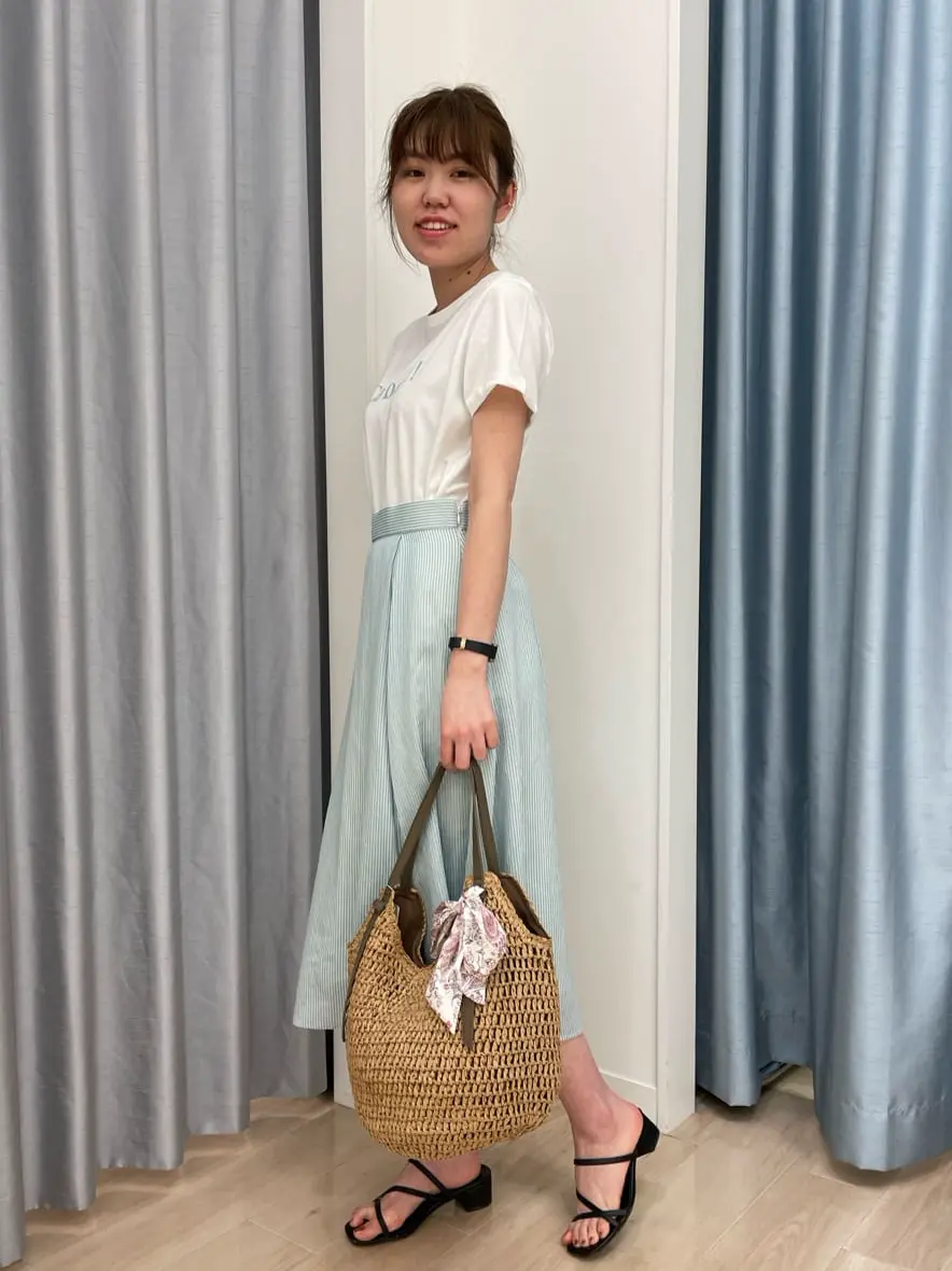 ANY SIS 古田(足立) コーディネート画像