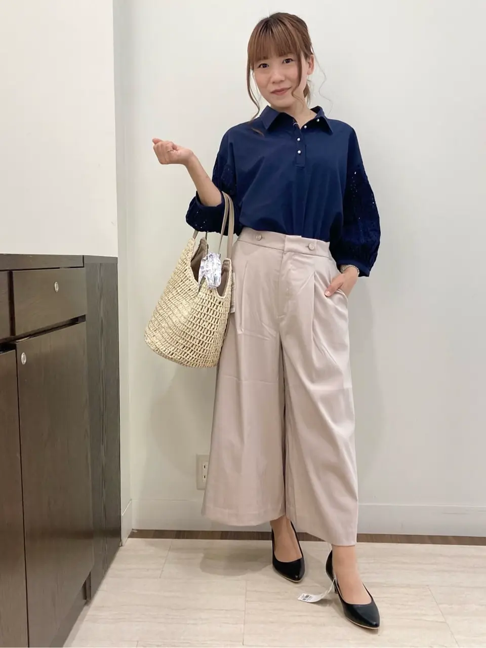 ANY SIS スタッフ コーディネート画像