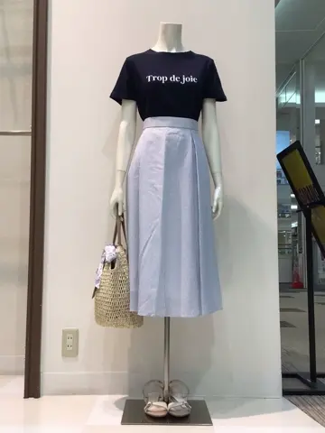 ANY SIS 布川 コーディネート画像