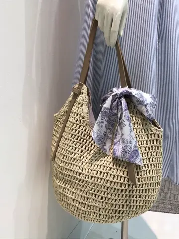 ANY SIS 布川 コーディネート画像