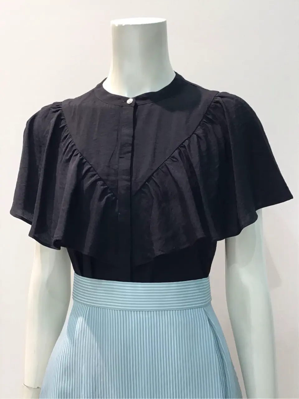 ANY SIS 布川 コーディネート画像