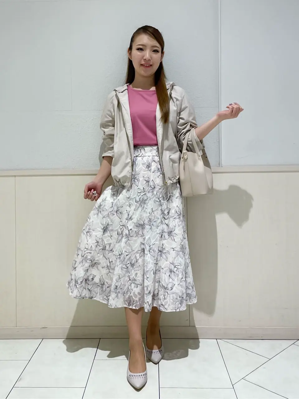 ANY SIS 土居 コーディネート画像