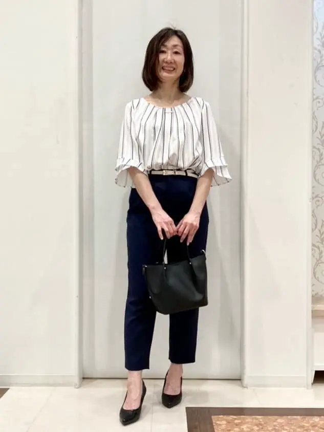 ANY SIS スタッフ コーディネート画像