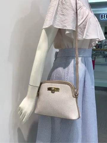 ANY SIS 布川 コーディネート画像