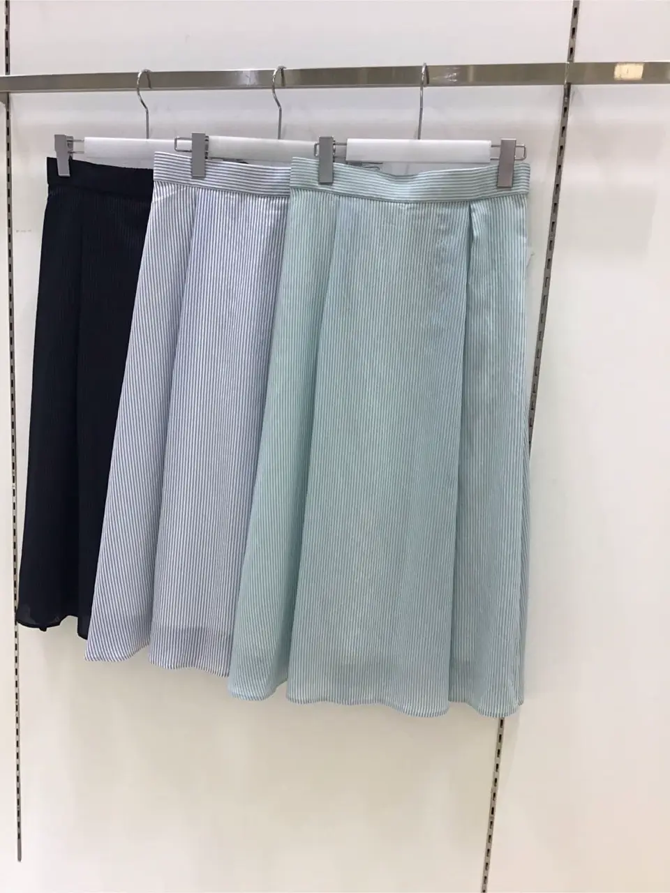 ANY SIS 布川 コーディネート画像