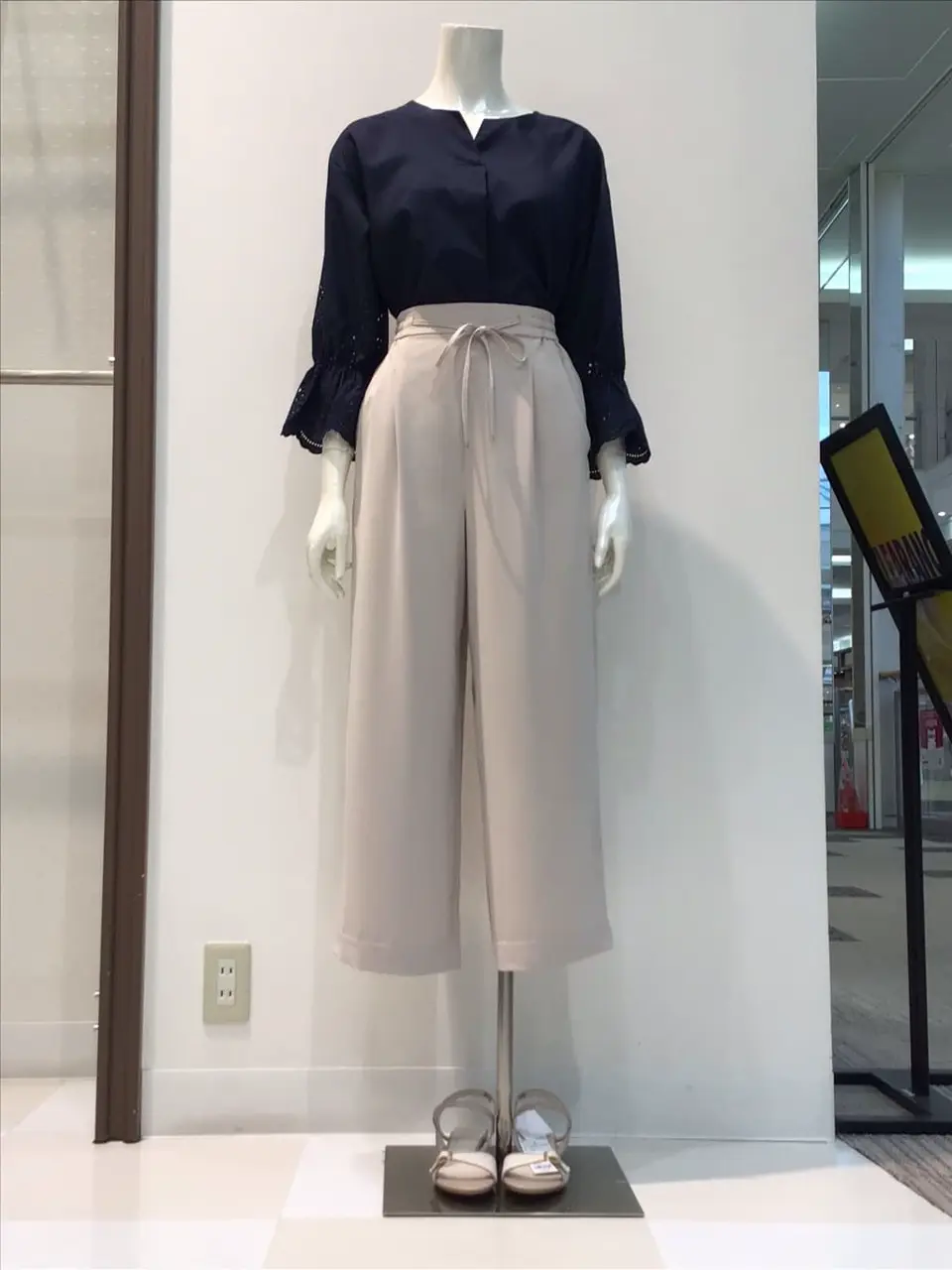 ANY SIS 布川 コーディネート画像