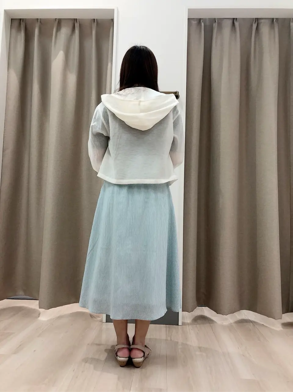 ANY SIS 松下 コーディネート画像