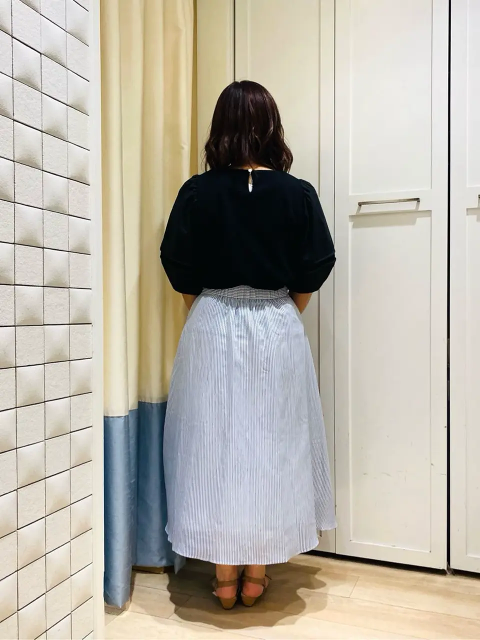 ANY SIS KATO コーディネート画像