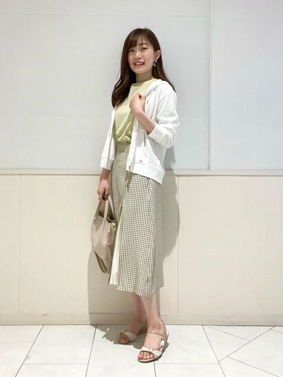 ANY SIS みぃ コーディネート画像